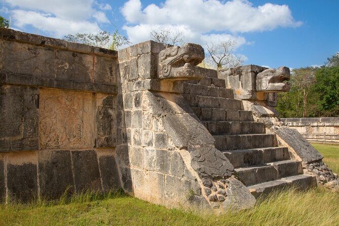 Early morning Chichen Itza Tour: Cenote and Tequila Tasting - Guide and Driver Quality: Why It Can Make or Break the Day