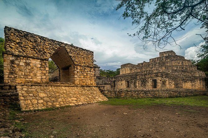 Ek Balam Majestic Mayan Ruins and Cenote Tour - Valladolid in 30 Minutes: San Servacio Cathedral and Quick Sweet Stops