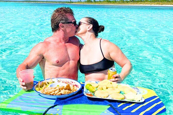 El Cielo Cozumel Snorkel Private Boat + Food + Drinks + Beach - El Cielito natural pool: manta rays and stingray encounters