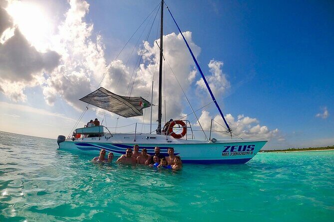 El Cielo Cozumel Snorkeling trip by Catamaran - Beach time at El Cielito and the secluded sand break