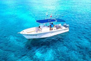 El Cielo Snorkel by Private Boat - Your On-Water Rhythm: Cruising, Two Reefs, and a Slower Beach Finish
