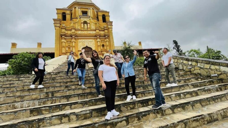El mejor "City tour de Monterrey" +Guía +traslados +tickets - A modern city tour that doesn’t feel like a rush