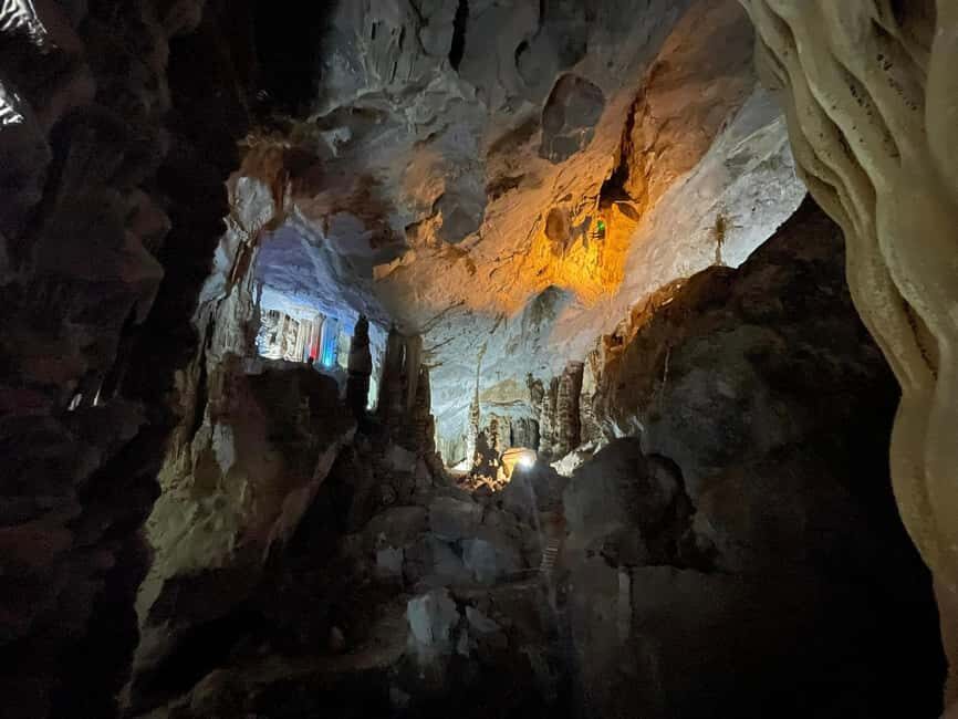 El mejor tour a "Grutas de Garcia" + Teleférico + Tickets - Entering Grutas de García: Stalagmites, Fossils, and a Very Walkable Cave