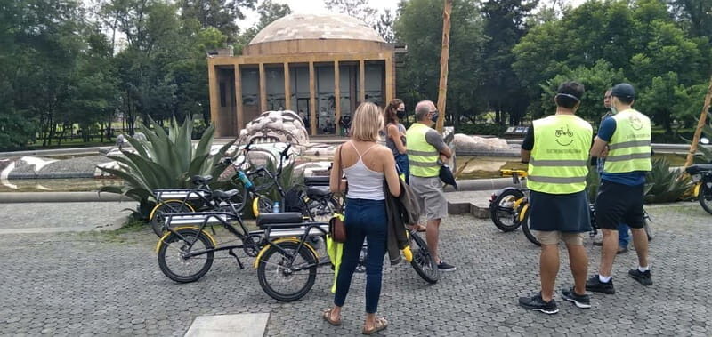 Electric Bike City Tour with a taco stop. - Zacatecas 3 meeting point: fast start, clear safety gear