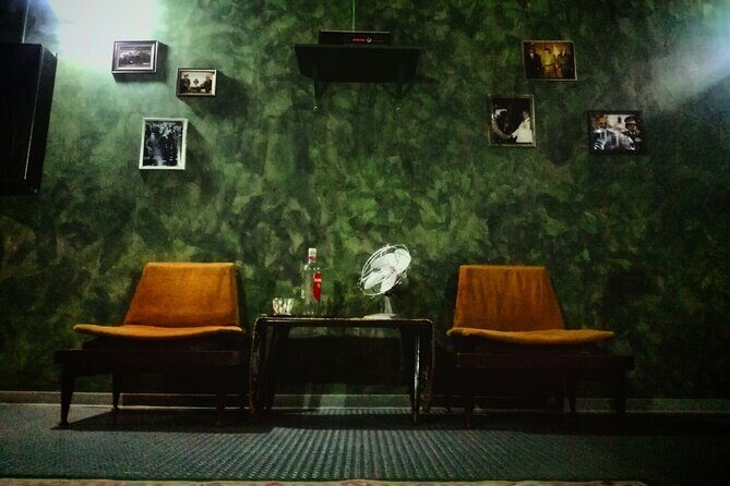 Escape Room in Guadalajara: Save the World in a Bunker - Best Group Size and Team Style (2–5 People Works for a Reason)