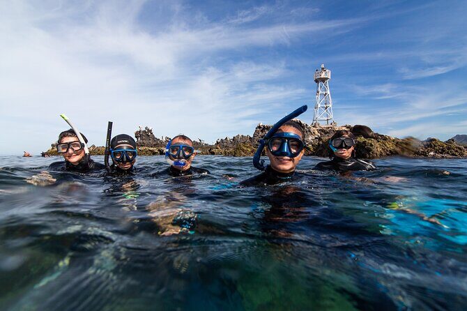 Espíritu Santo Island snorkel and sightseeing tour on Small Group - Beach lunch done right: ceviche, burritos, and shade time