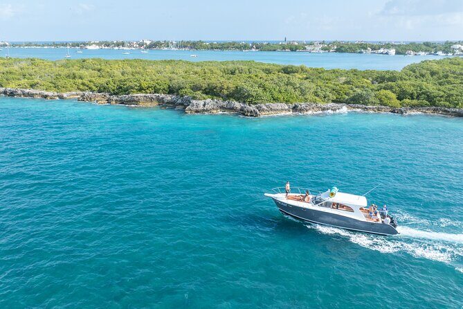 Exclusive Isla Mujeres and Cancun Private Yacht Tour - Crew names you’ll likely remember: Daniel, Erik, Vladimir