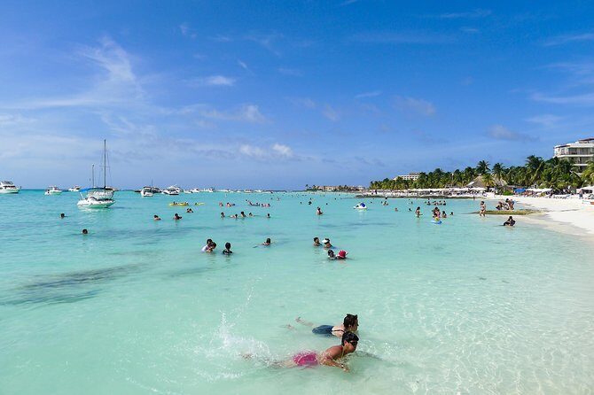 Exclusive Sailing Isla Mujeres. Top tour! - A Catamaran Day to Isla Mujeres, With Real Time on the Island