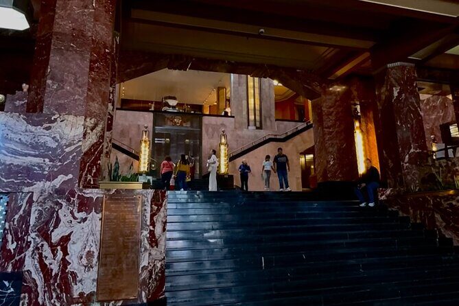 EXCLUSIVE TOUR to Palacio de Bellas Artes - small groups - Inside transitions: spotting Art Nouveau vs. Art Deco details