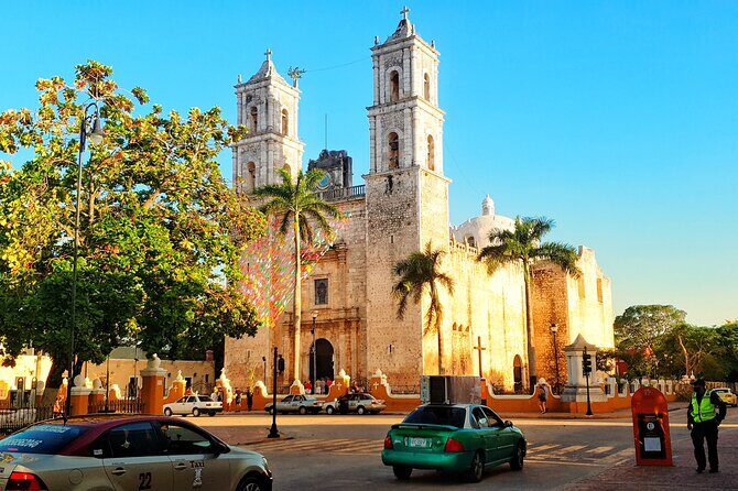 Excursion to Chichén Itzá, Valladolid and Cenote xcajum - Logistics: Pickup, Bus Changes, and English Expectations