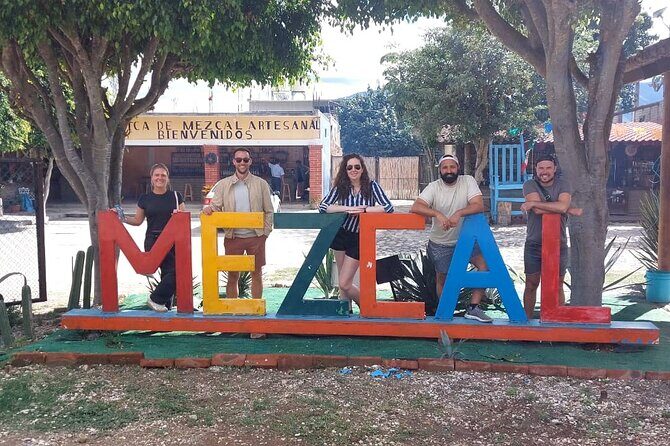 Experience the Mezcal Tour in Oaxaca - Stop 1 Outside Oaxaca City: First Views and the Agave Lesson