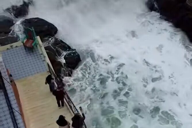 Explore rosarito & cove/ secret places grounded boat - Sunset at the Sea-Waves Restaurant: 1.5 Hours to Eat or Just Enjoy