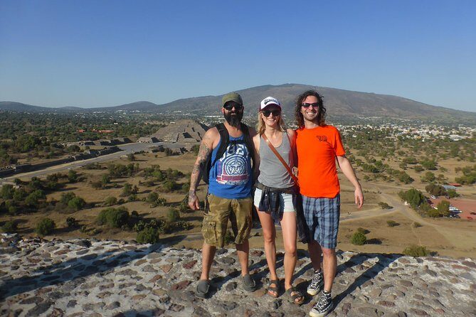 Express Tour to Teotihuacan Pyramids. Be the first to arrive! - Calzada de los Muertos (Road of the Dead): the walk that makes the site click