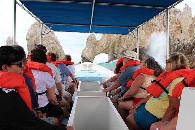 Famous Arch tour with Glass Bottom Boat. - Divorce Beach: Optional Swim Time, Real Cabo Relaxing