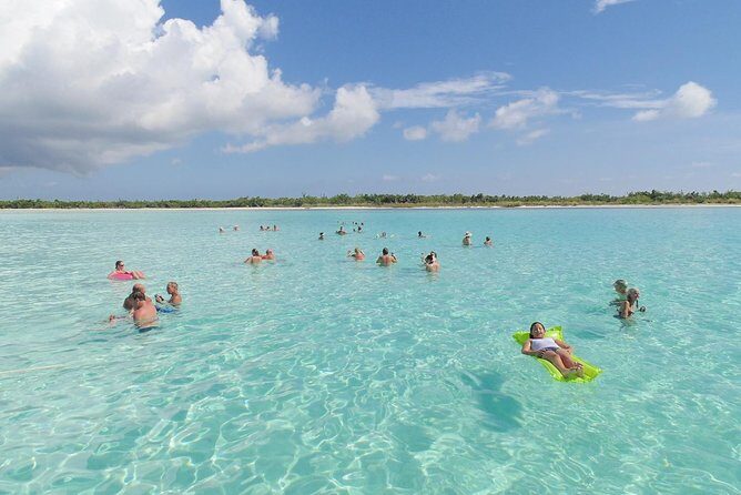 "First Lady" Private Snorkel & El Cielo Sandbar Combo - Punta Sur Eco Beach Park: The Beach Break Piece of the Day