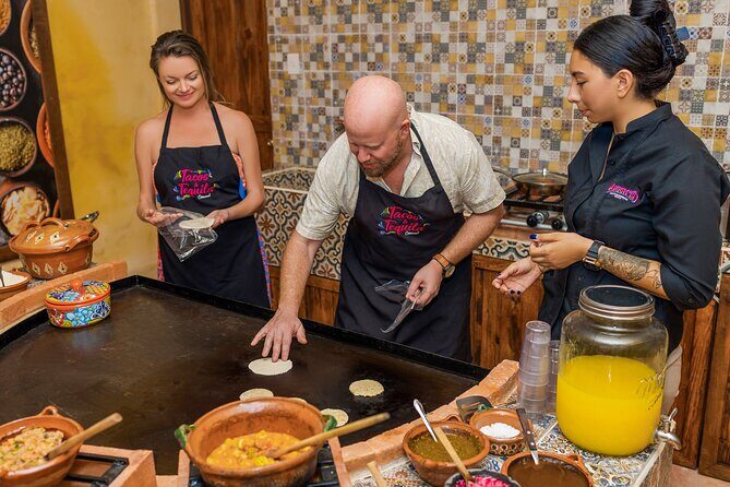 Flavorful Taco Adventure Workshop - The Interactive Start: Guacamole You Actually Make