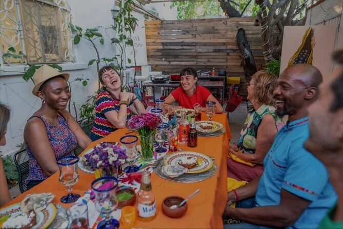 Flavors of Oaxaca: Cooking Class with No Set Menu and Local Market Tour - Oscar and the small-group vibe: how instruction affects your day