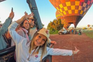 Flight in Balloon Teotihuacan+Archaeological Zone+ Breakfast in CUEVA - The balloon flight: what you’ll see and how to prepare