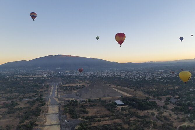Flight in Globe, visit archaeological area, breakfast and transport - Transport Back to Mexico City: The Real-Time Reality Check