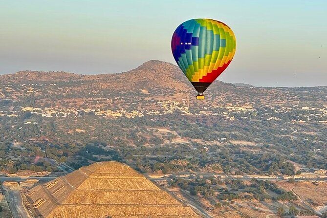 Flight in Globo Teotihuacan - Small group tour dynamics: smoother than big-bus balloon days