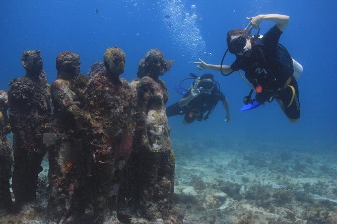 For certified Divers Experience the Under Water Museum and the Manchones Reef - Upgrades and rentals: where the real budget can change