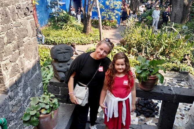 Frida Kahlo Museum and Diego Rivera Studio Tour with Admission Tickets - Small-group flow: Uber timing, question time, and pace