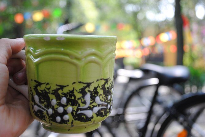 Frida Kahlo VIP [Museum Tickets Included] Bike, Markets & Churros - Jardín Centenario: why this stop matters for understanding the neighborhood