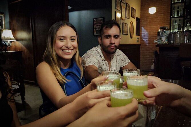 Friday Night Bar Crawl in Guadalajara, Mexico - Stop 4: Rakata Chapultepec Club Time with No Cover