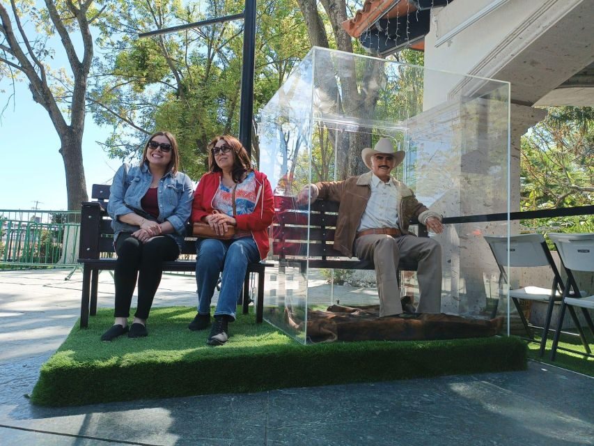 From Guadalajara to Chapala Lake: Funny and cultural tour - Chapala: boardwalk, pier, lighthouse, and photo time