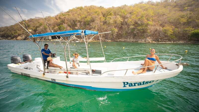 From La Crucecita: Private Huatulco 7 or 5 Bays Boat Trip - 7 Bays vs 5 Bays: La India or Cacaluta Bay