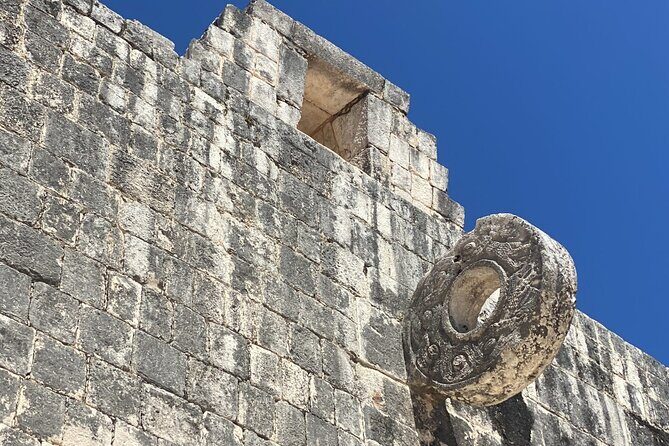 From Merida: Chichen Itza Tour, Izamal, Cenote Ik Kil and Food - Izamal after the ruins: yellow streets and a quick climb