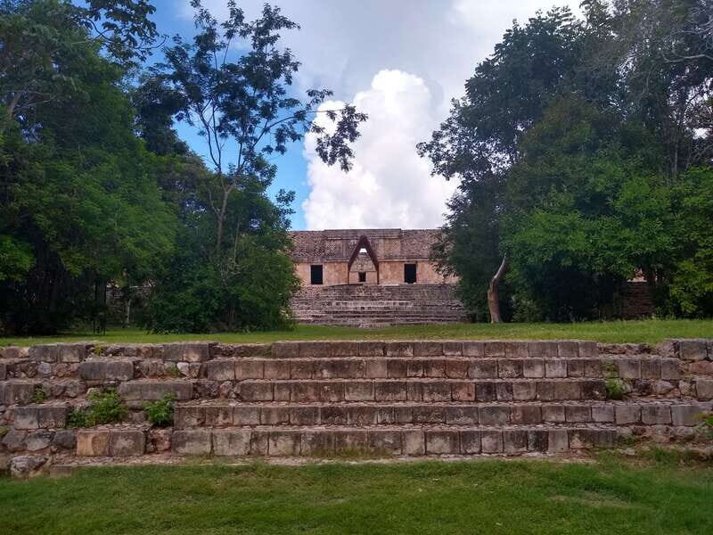 From Merida: Uxmal, Hacienda Yaxcopoil and Cenote with Lunch - Should you book the Uxmal, Hacienda Yaxcopoil and Peba Cenote tour?