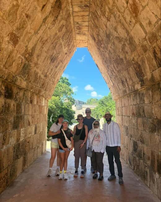 From Mérida:Uxmal and amazing cenotes guided tour with lunch - Inside Uxmal: what the certified guide helps you notice