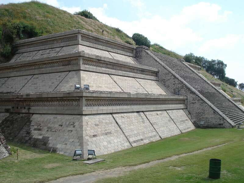 From Mexico City: Cholula Pyramid & Puebla Small Group Tour - Entering Cholula: the Great Pyramid and its museum first