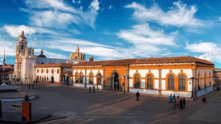 From Puebla: Zacatlan and Chignahuapan Magical Towns - Zacatlán highlights: Floral Clock crystals and cider culture