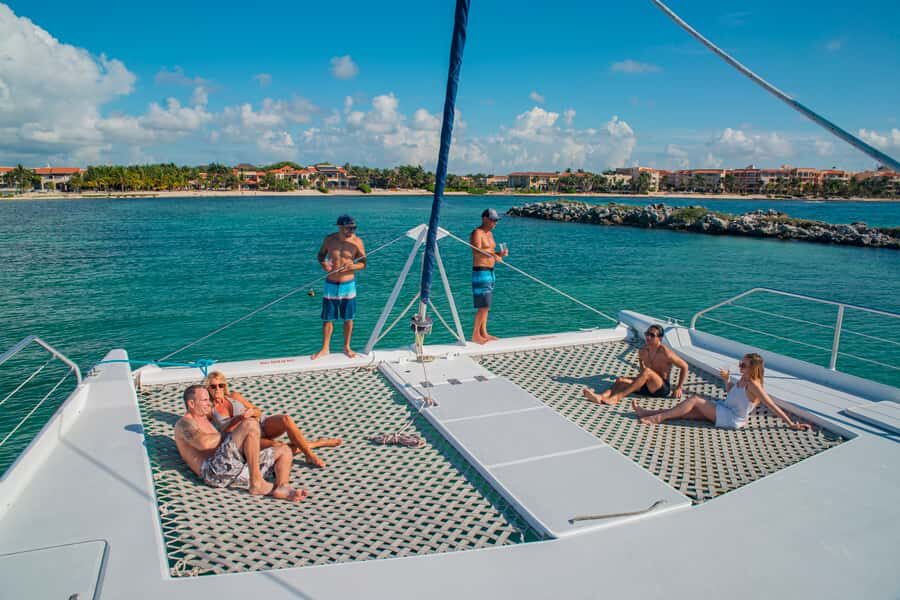 From Puerto Aventuras: Share Catamaran Tour - Onboard BBQ Lunch With Four Menu Options (Plus Exotic Drinks)