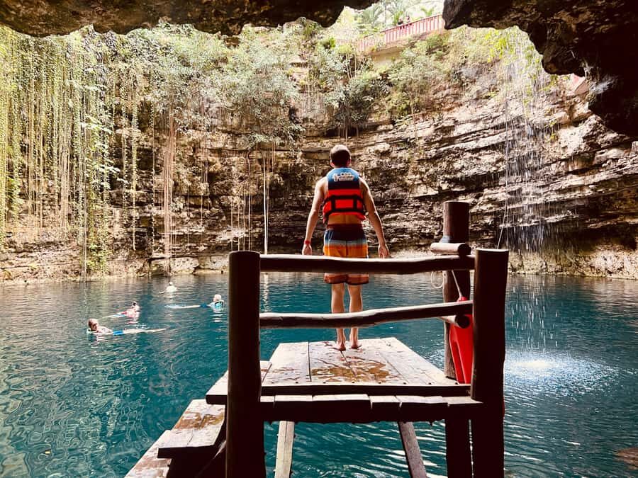 From Valladolid: Tour to Chichen Itza & 2 Cenotes - Price and what you should budget on the day