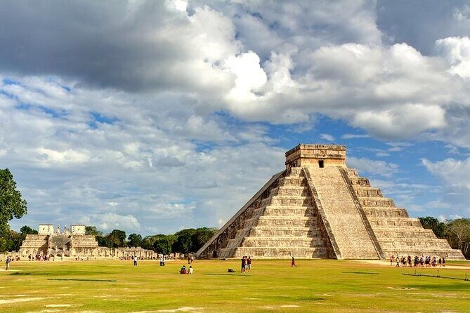 Full-Day Chichen Itza, Coba, cenote Ik Kil and Tulum Private Tour - Tulum Morning: Port City Views and the Tram Ride