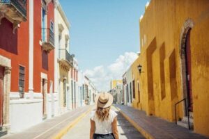 Full day Chichen Itza Tour with Valladolid and Cenote Experience - Valladolid in an Hour: A Quick Look at Real Mexico