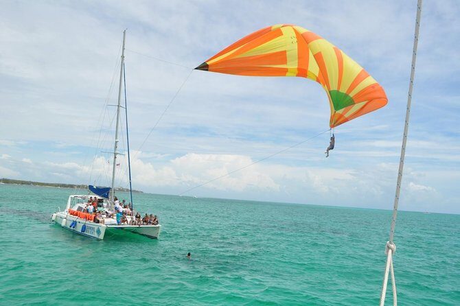 Full-Day Luxurious Catamaran Adventure - Cancún to Isla Mujeres - Meeting at Puerto Juárez: Where the Day Starts