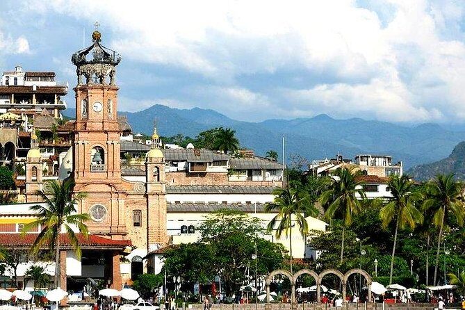 Full-Day Puerto Vallarta City Highlights Tour - Parroquia de Nuestra Señora de Guadalupe: quick, iconic, and worth the stop