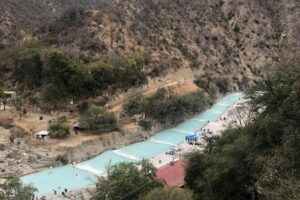 Full Day to Grutas de Tolantongo with All Inclusive - Breakfast stop and traditional drink tasting: small breaks that keep the day moving
