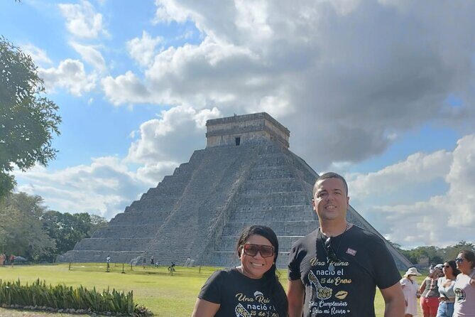 Full Day Tour Chichen Itza plus Cenotes From Valladolid - Stop 1 at Mi Lindo Yucatán: Mayan ceremony and buffet time