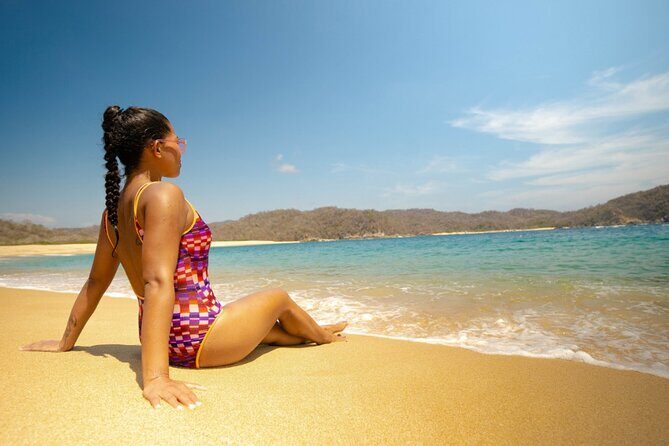Full Day Tour of the Bays of Huatulco - Chachacual: protected turtles, guided snorkeling, and shade rental reality