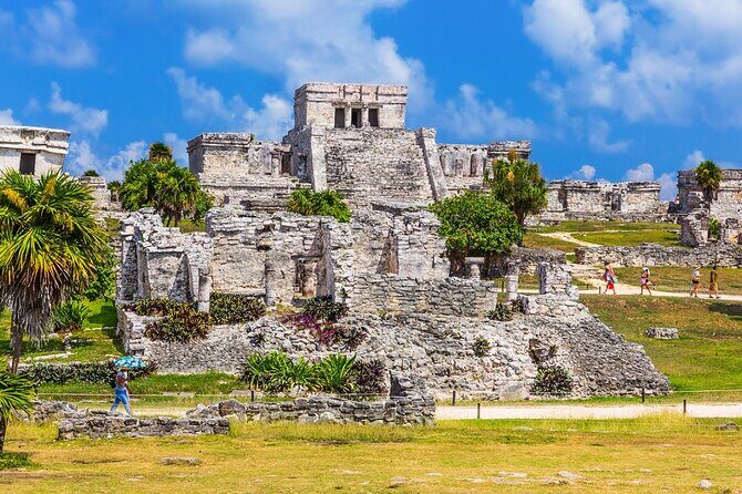 Full Day Tour to Tulum, Cenote Mariposa and Playa del Carmen Eco - Road time, group size, and comfort: what to expect from an 11-hour format