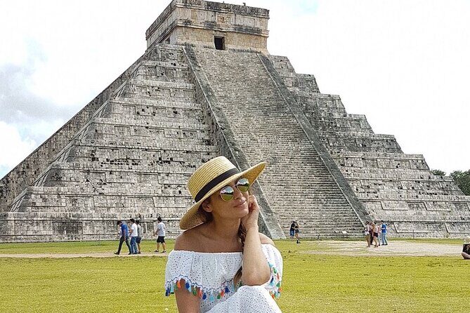 Full Day Tour to Visit Chichen Itza Saamal Cenote and Valladolid - Stop 2: Chichén Itzá With a Real Guide and a Second Hour to Roam