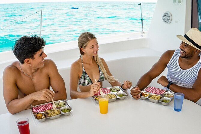 Full Experience Isla Mujeres: Food aboard + Premium drinks + Snorkel + Free time - Isla Mujeres Free Time: 4 Hours to Swim, Shop, and Pick Your Own Adventure