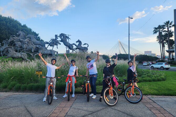Fun Bike Tour in Guadalajara - A 3-hour downtown loop with 10-minute photo stops