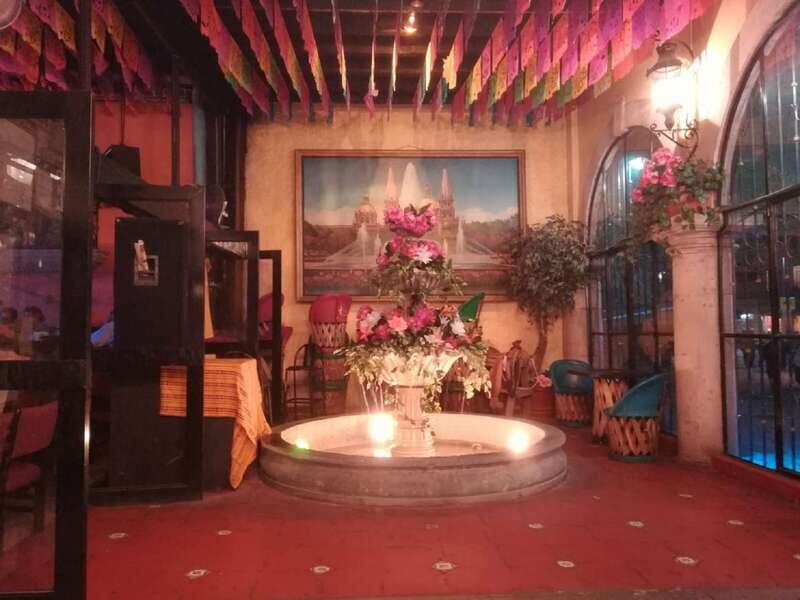 Garibaldi by Night - Mexico City - Pickup, Van Ride, and Getting There Without Stress