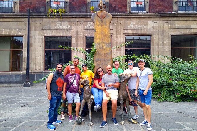 Gay Side of History through Plazas & Temples - Stop 1 at Librería Porrúa: the rooftop views that make everything click